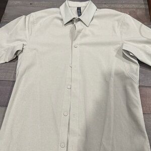 Men’s XS Lululemon button up shirt